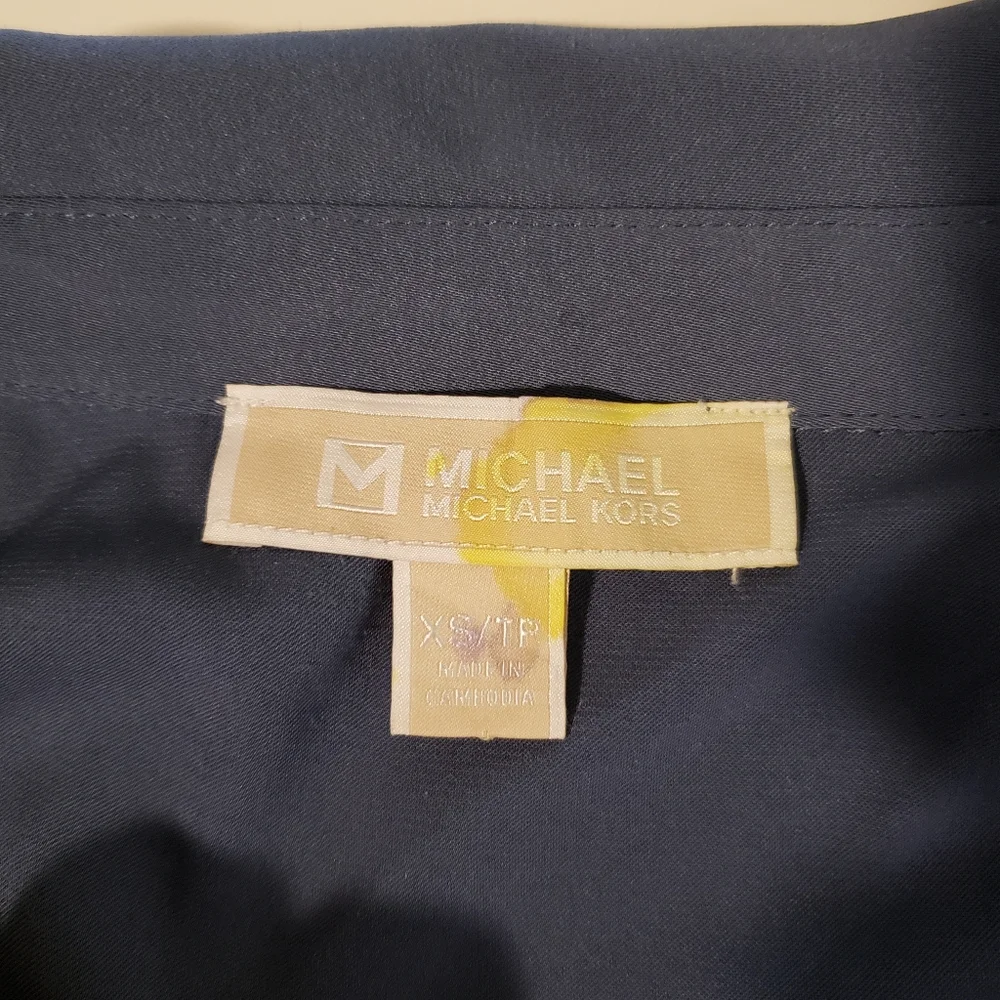 🔥 Michael Kors Blouse - Picture 2 of 6